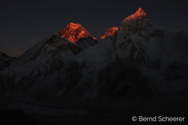15 reasons to trek in nepal sunrise summit 1