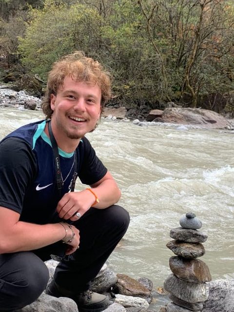 My First Time in Nepal – 9 days Langtang valley trek Experience 4 making small stone stacks, which local people believe help remove tiredness and negative energy 9 days Langtang valley trek